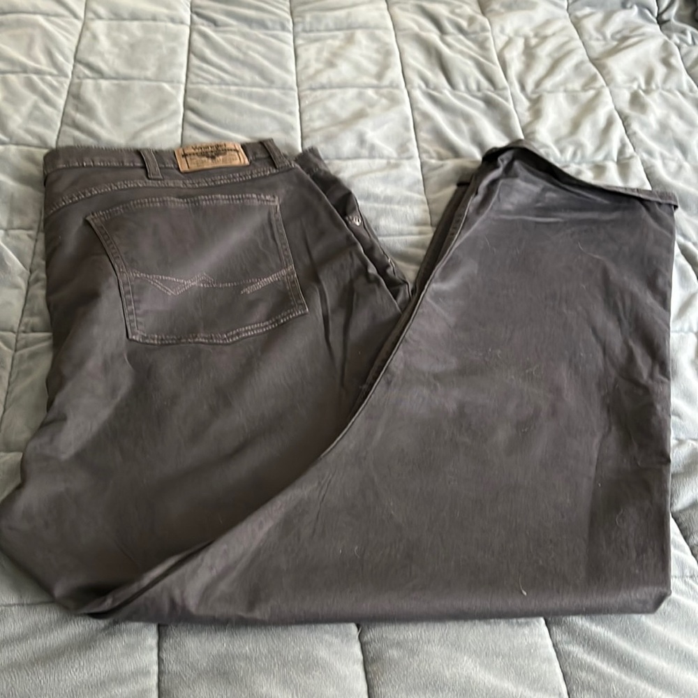 Mens wrangler jeans 42x30 straight flex dark gray